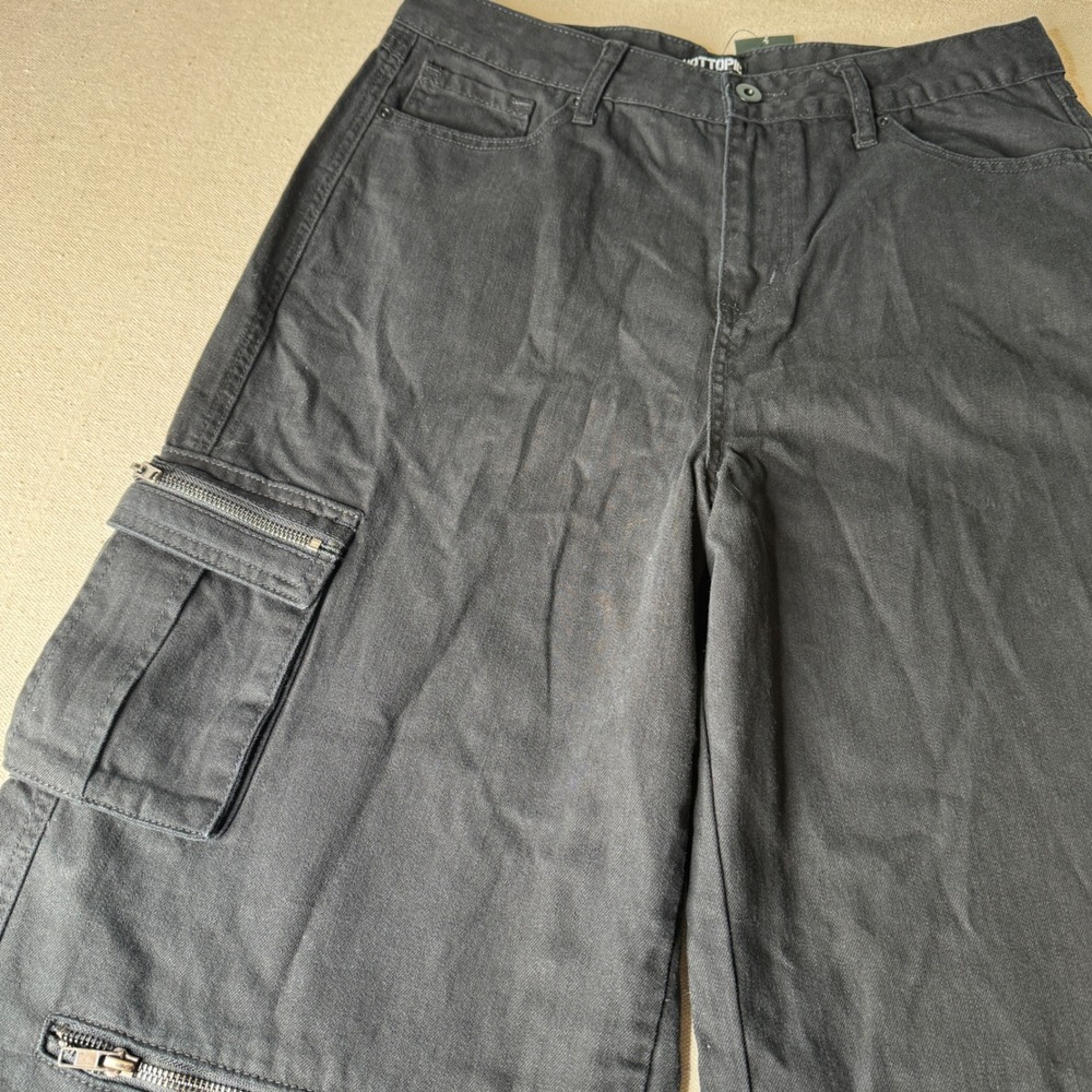 Hot Topic Black Wide Leg Cargo Pants Zipper Detail Size 11 NWT Streetwear Grunge